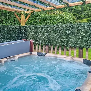 https://croft-park-lodges.yorkshirehotels.net